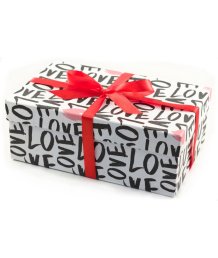 Подарочная коробка Love 19х12 см