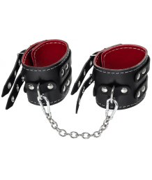 Ножные оковы с двумя ремнями и красной подкладкой Pecado BDSM черные