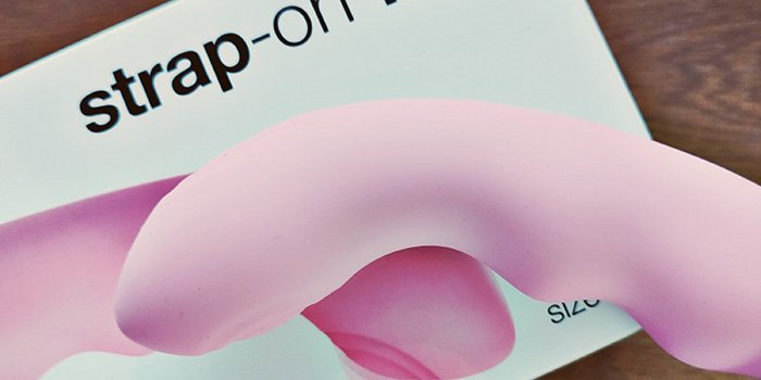 Обзор Strap-On-Me Tapping Dildo Wave M