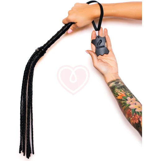 Плетёный флоггер Scandal из натуральной кожи чёрный фото 1