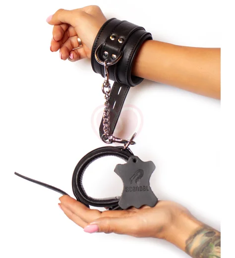 Наручники Scandal из натуральной кожи чёрные фото 1