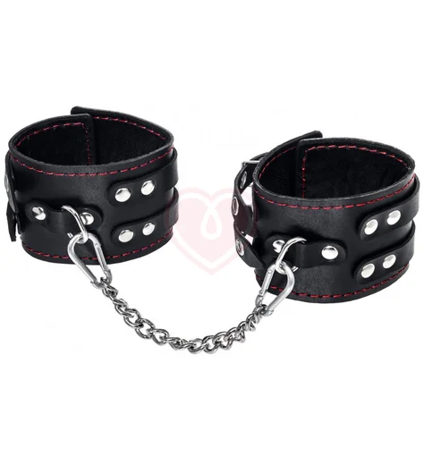 Оковы на ноги с двумя ремнями и красной строчкой Pecado BDSM черные фото 1