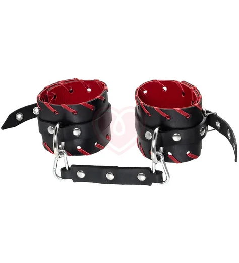 Двухслойные ножные оковы с красной окантовкой Pecado BDSM черные фото 1