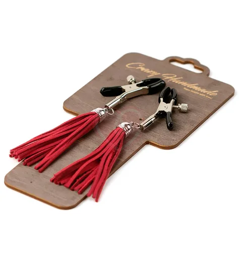 Зажимы-прищепки на соски с красными кисточками из замши фото 1