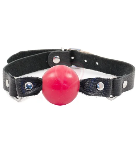 Кляп Лунный Свет на чёрном ремешке с красным шариком фото 1