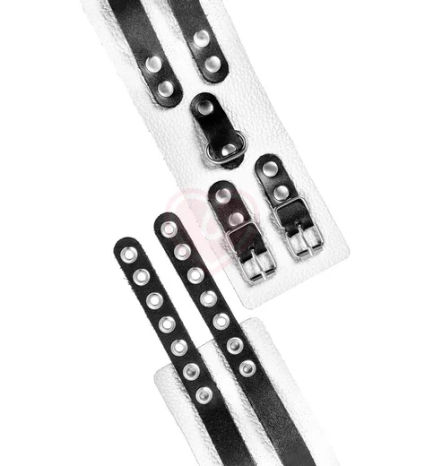 Оковы на ноги с двумя ремнями и люверсами Pecado BDSM белые с черным фото 6