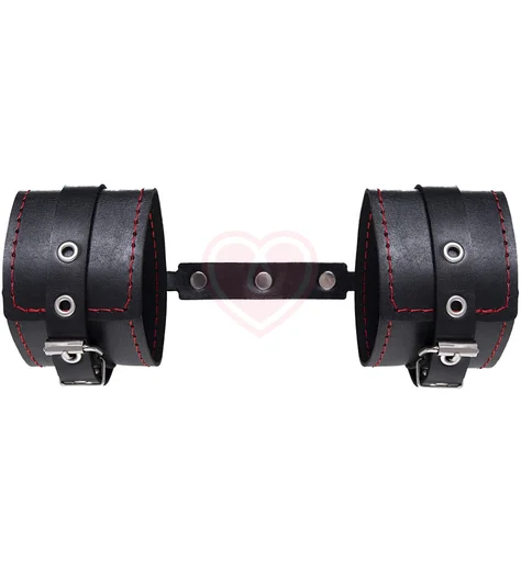 Оковы на ноги с красной строчкой Pecado BDSM черные фото 3