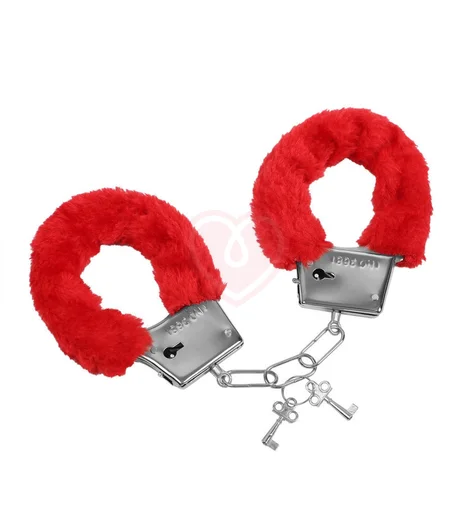 Игра для двоих ‘Территория соблазна’ с плёткой и наручниками фото 4