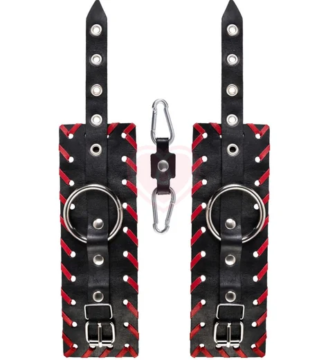 Наручники с красной окантовкой Pecado BDSM черные фото 6