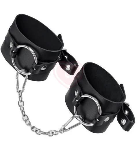 Оковы на ноги из толстой кожи с люверсами Pecado BDSM черные фото 3