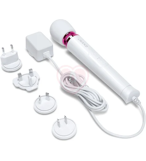 Проводной массажёр Le Wand Petite Plug-In белый фото 3