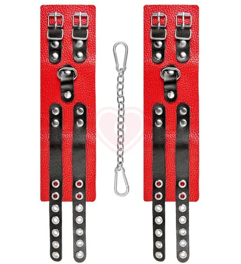 Красные кожаные оковы с двумя чёрными ремнями Crazy Handmade фото 3