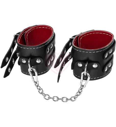 Ножные оковы с двумя ремнями и красной подкладкой Pecado BDSM черные фото 2