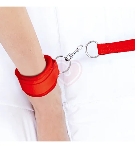 Набор для фиксации на кровати Lux Fetish Bed Spreader красный фото 5