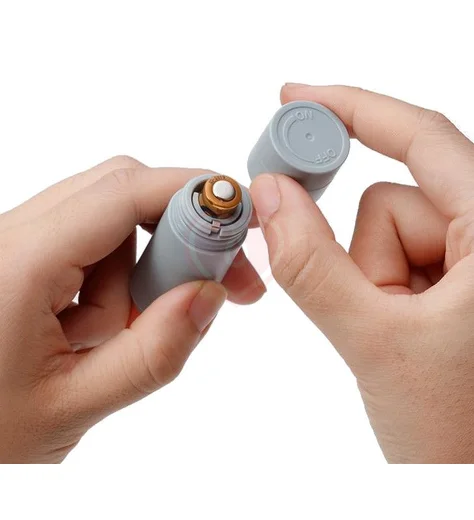 Минивибратор в виде помады Tenga Iroha Stick коралловый фото 5