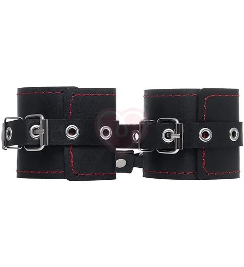 Однослойные наручники с красной строчкой Pecado BDSM черные фото 3