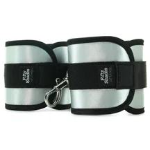 Мягкие атласные наручники '50 оттенков серого' Totally His