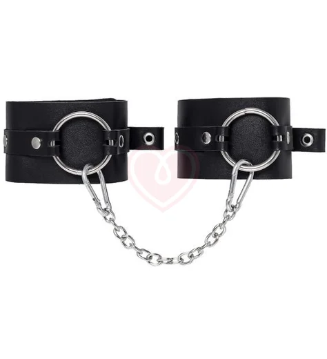 Оковы на ноги из толстой кожи с люверсами Pecado BDSM черные фото 1