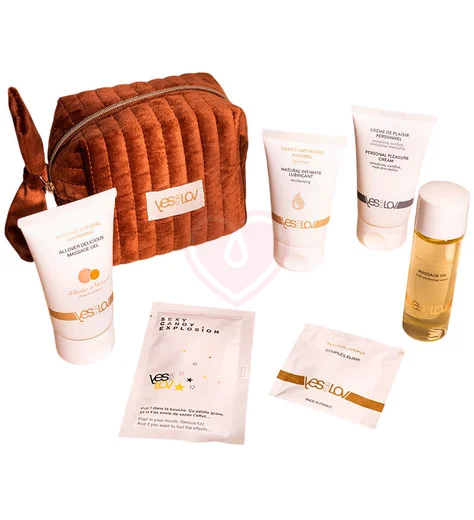 Набор косметики YesforLov La Trousse Enchantee с коричневой косметичкой фото 1