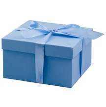 Подарочная коробка 15х15 см нежно-голубая