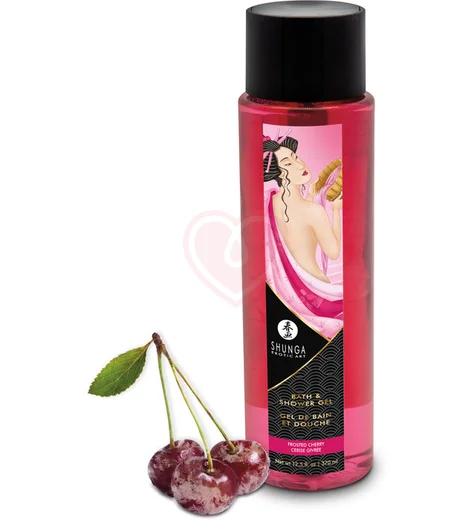 Съедобная пена для ванны и душа Shunga Морозная вишня 370 мл фото 1