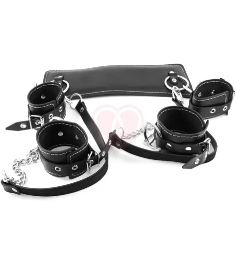 Система фиксации рук и ног с мягкой нагрудной подушечкой Crazy Handmade фото 2