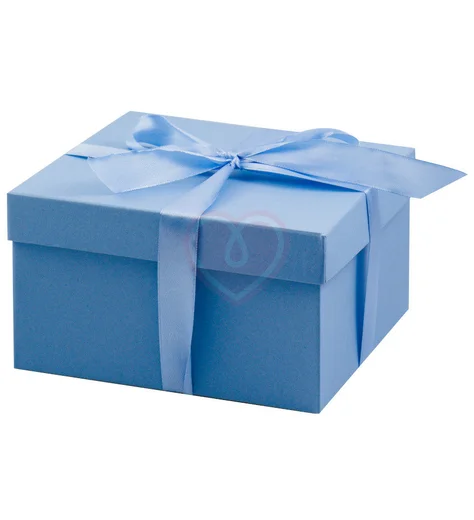 Подарочная коробка 17х17 см нежно-голубая фото 1