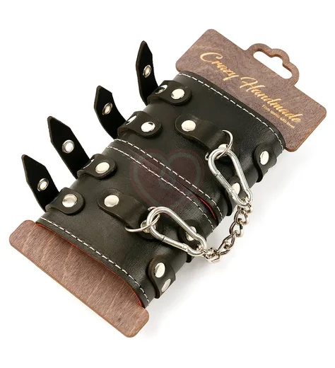 Кожаные двухслойные наручники с двумя ремнями и красной подкладкой Crazy Handmade фото 1