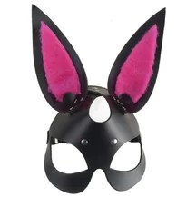 Чёрная маска зайки с пушистыми розовыми ушками