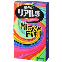 Анатомические презервативы Sagami Miracle Fit 10 шт
