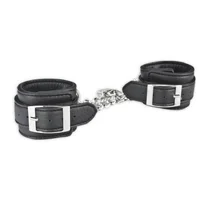 Наручники с мощной цепью и замком Unsex Leatherette Cuffs