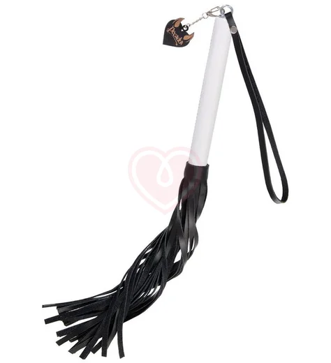 Плетка из натуральной кожи Pecado BDSM 50 см белая с черным фото 1