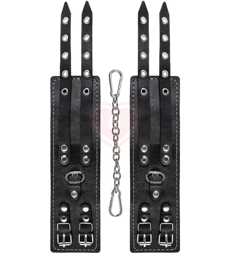 Ножные оковы с двумя ремнями и красной подкладкой Pecado BDSM черные фото 5