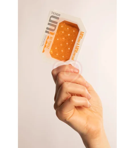 Мини мастурбатор Tenga Uni Topaz жёлтый фото 10