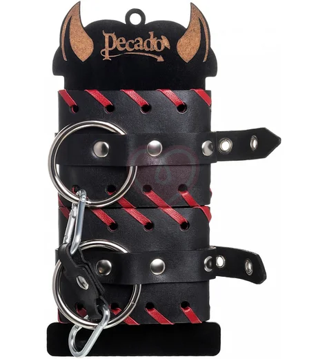 Наручники с красной окантовкой Pecado BDSM черные фото 7
