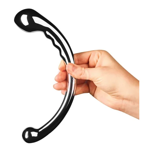 Стальной фаллоимитатор с изгибом Le Wand Hoop фото 2
