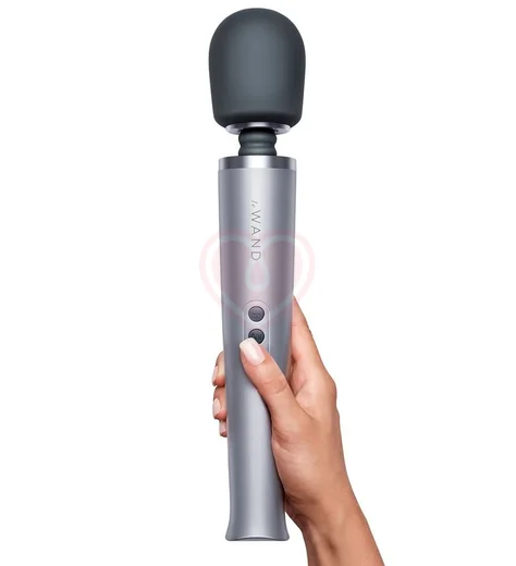 Мощный массажёр Le Wand Rechargeable серебряный фото 4