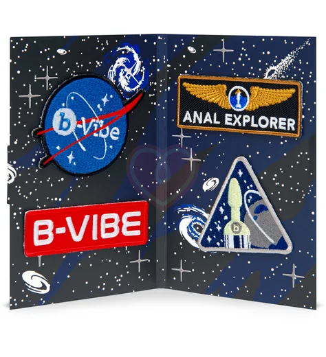 Набор для анальной стимуляции светящийся в темноте b-Vibe Asstronaut Glow In The Dark Set фото 7