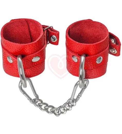 Кожаные наручники с люверсами Pecado BDSM красные фото 3