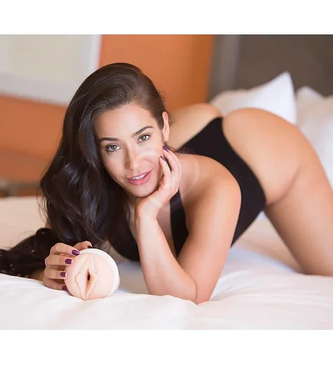 Мастурбатор Fleshlight Signature Girls Eva Lovia Sugar копия вагины фото 4