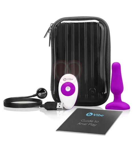 Маленькая анальная вибропробка B-Vibe Novice Plug розовая фото 4