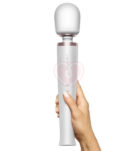 Мощный массажёр Le Wand Rechargeable белый фото 4