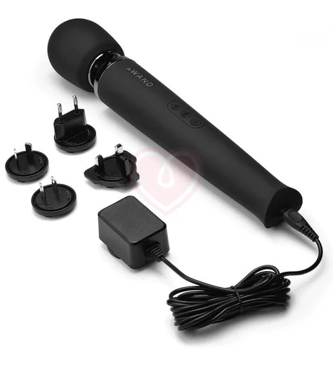 Мощный массажёр Le Wand Rechargeable чёрный фото 3
