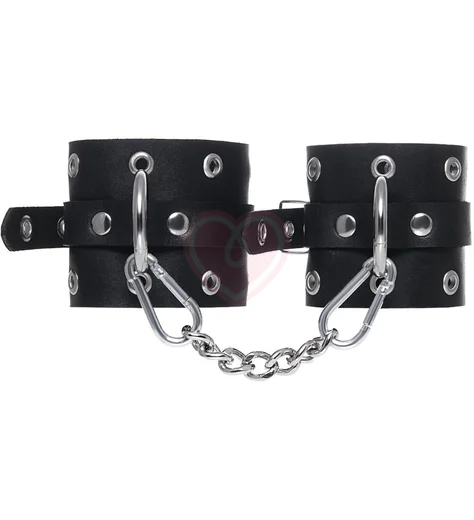 Кожаные наручники с люверсами Pecado BDSM черные фото 2