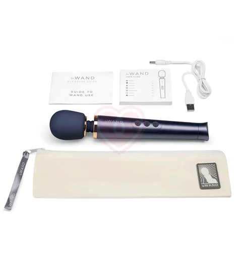 Массажёр Le Wand Petite Rechargeable синий фото 3