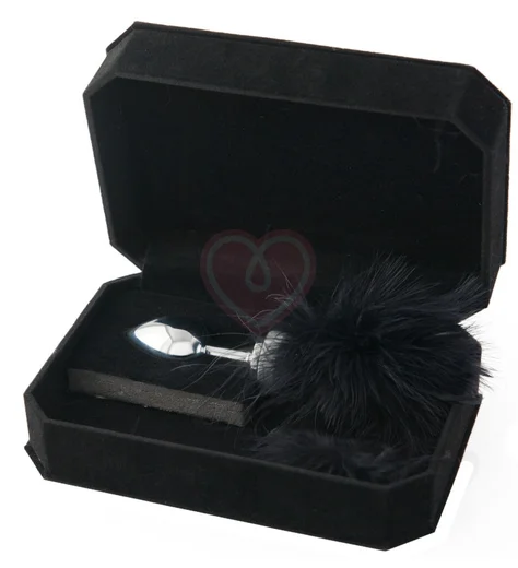 Маленькая металлическая анальная пробка с чёрным хвостиком фото 2