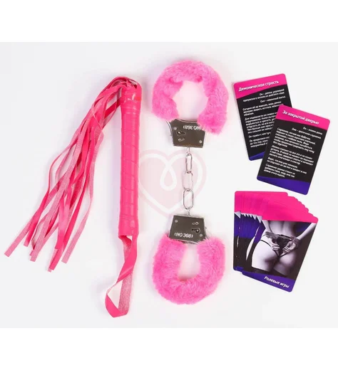 Откровенная игра 'Ахи вздохи' с плёткой и наручниками фото 5