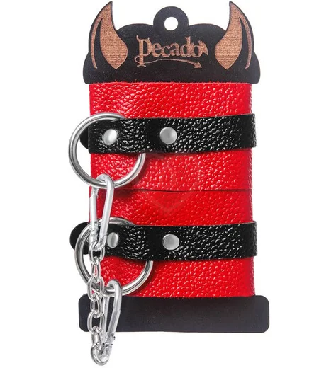 Мягкие наручники с люверсами Pecado BDSM красные с черным фото 5