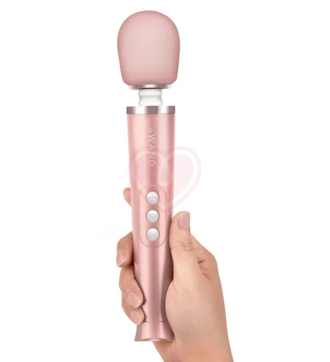 Массажёр Le Wand Petite Rechargeable розовое золото фото 2