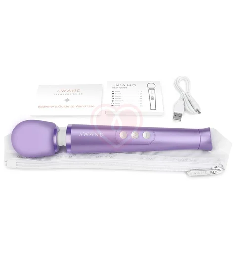 Массажёр Le Wand Petite Rechargeable сиреневый фото 3